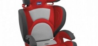 Bambini in auto, seggiolini ma non solo